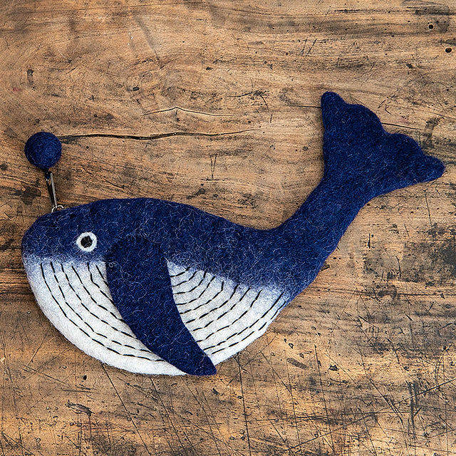 フェアトレード 羊毛フェルト クジラ ポーチ – ニコノマニマニ雑貨店