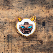 COTTAGE/コテージ　ザリ刺繍 ブローチ ネコ