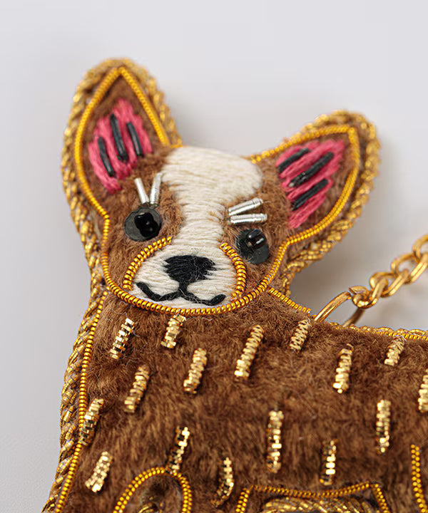 COTTAGE/コテージ　ザリ刺繍 キーホルダー チワワ