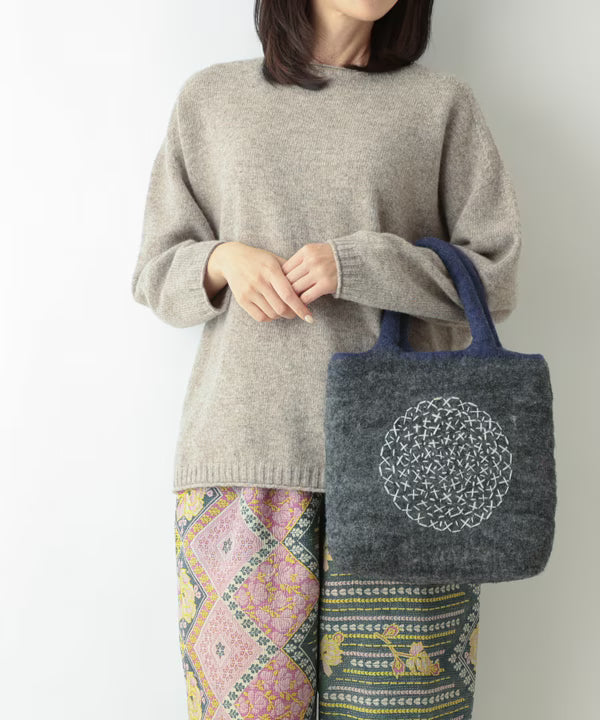 刺繍フェルトバッグ　サークル　刺子