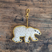 COTTAGE/コテージ　ザリ刺繍 キーホルダー シロクマ