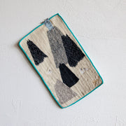 moritaMiW/モリタミウ　ちいさなポケットハンカチ バンザイイエティ