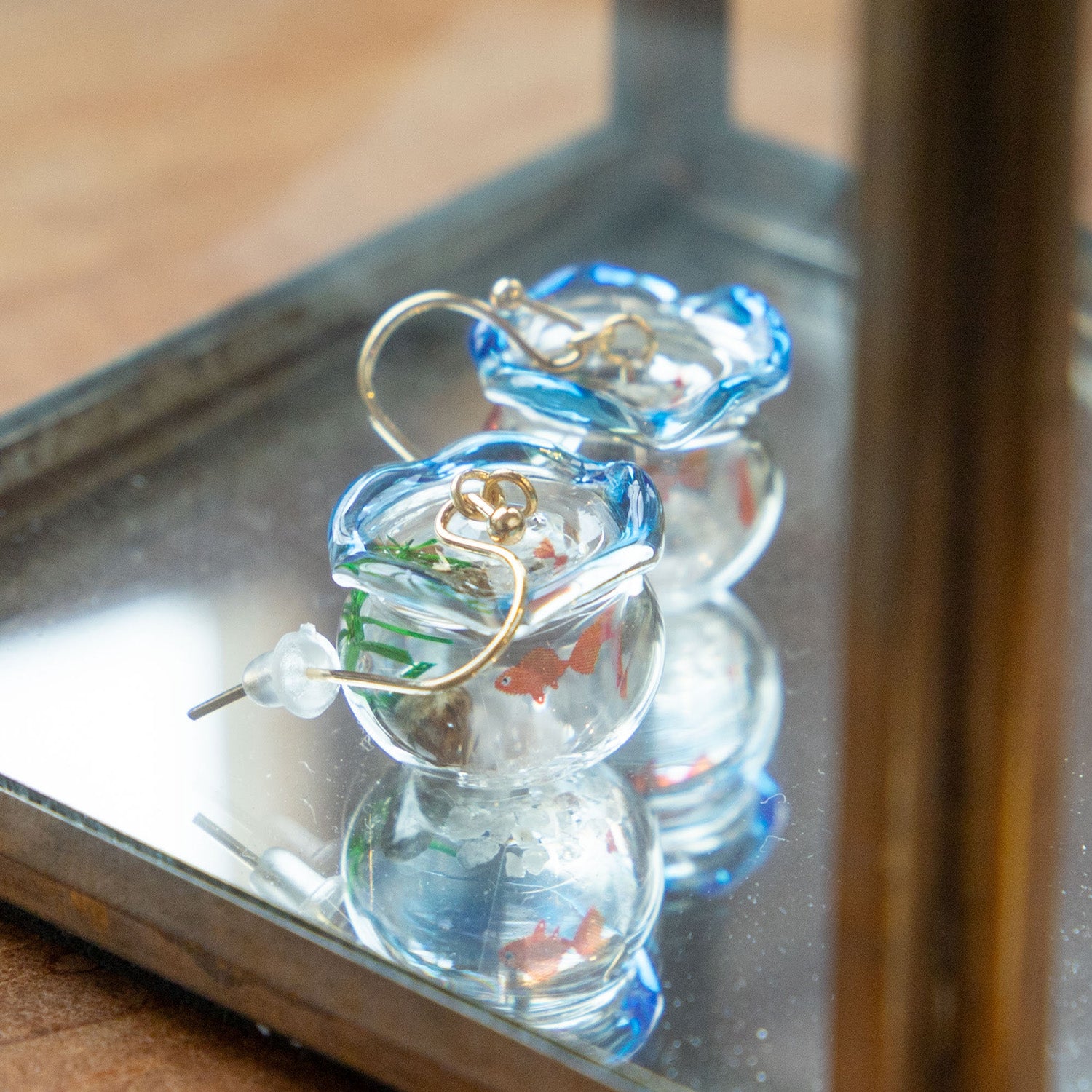 【036】金魚鉢のピアス／金魚／熱帯魚 gargle/ガーグル 金魚鉢 ピアス – ニコノマニマニ雑貨店オンラインストア