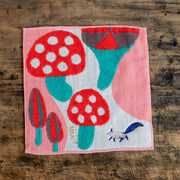 moritaMiW/モリタミウ　ガーゼパイルハンカチ リスと可愛い茸