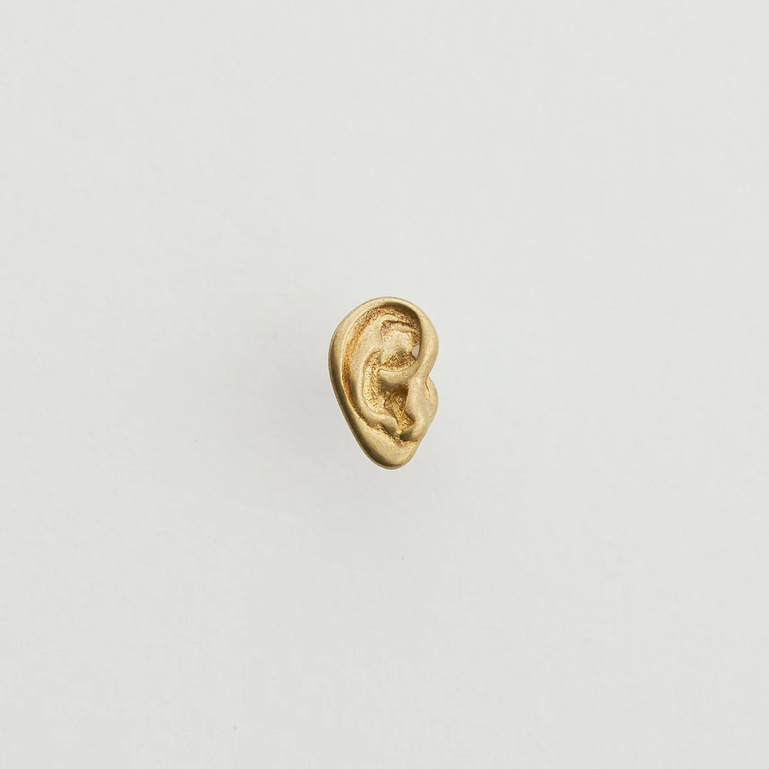 Aquvii / アクビ　ear pierce