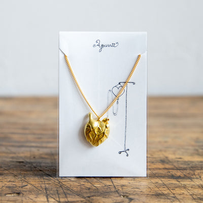 Aquvii / アクビ　heart attack necklace