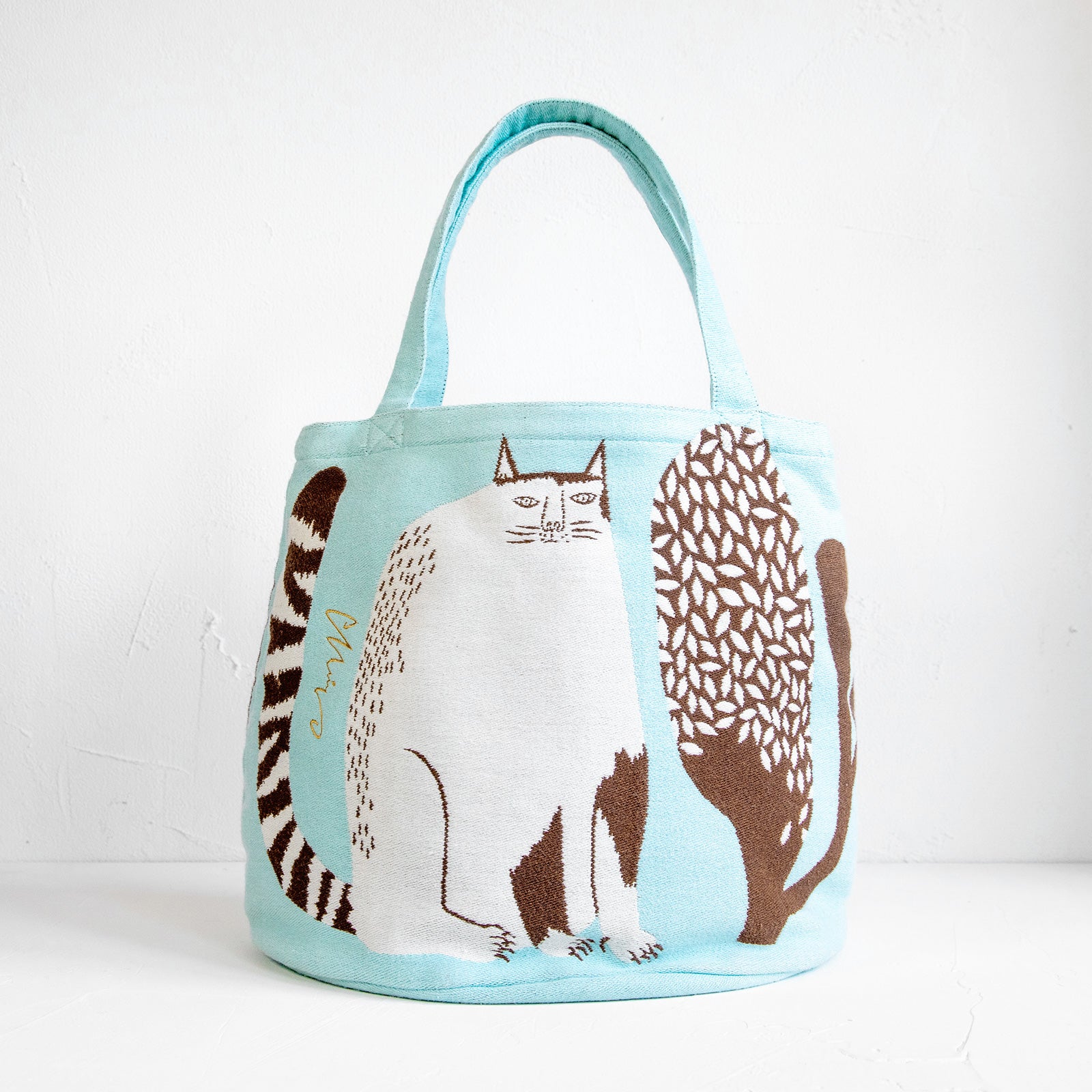 moritaMiW/モリタミウ　トートバッグ 公園の大きな樹のネコたち