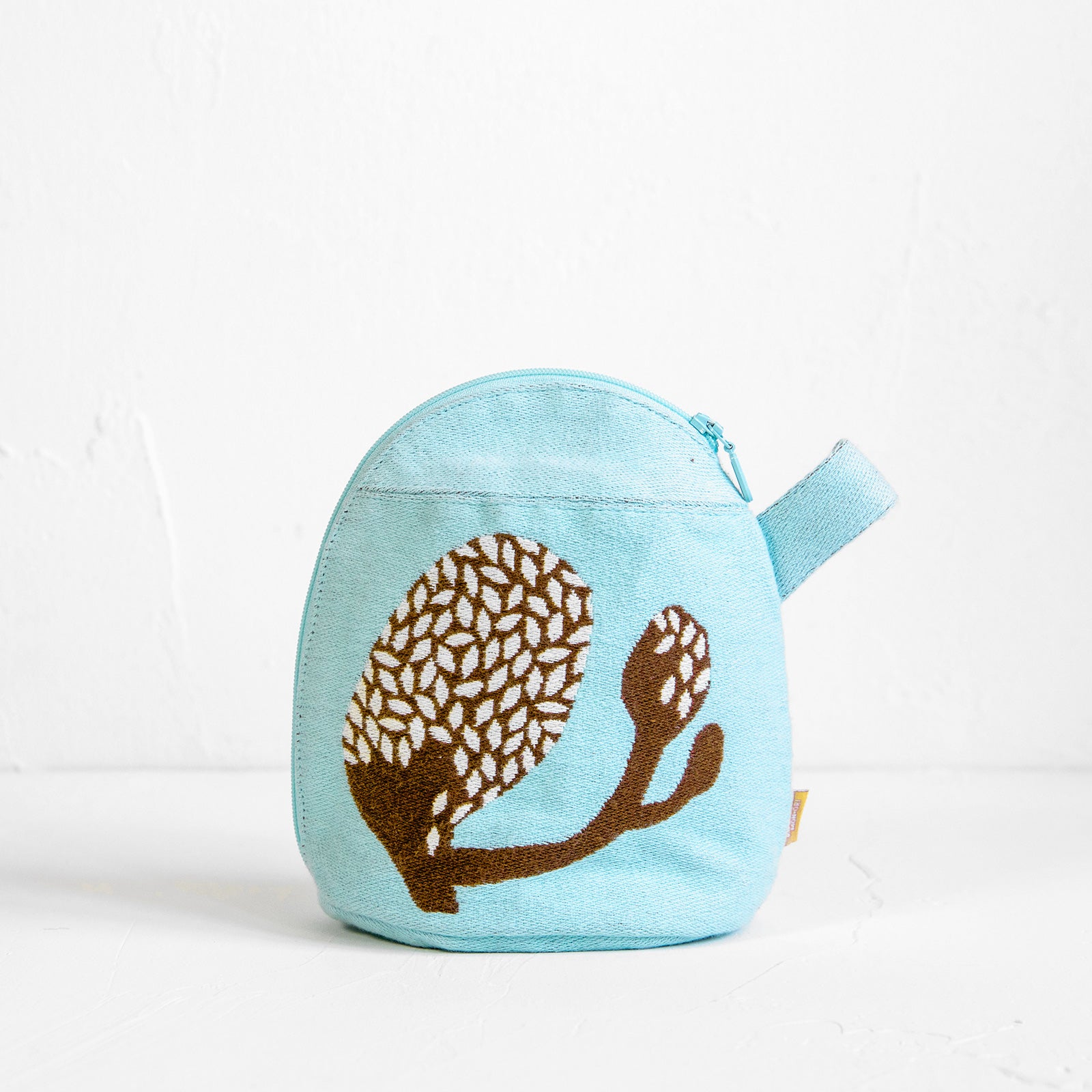 moritaMiW/モリタミウ　マチ付きポーチ 公園の大きな樹のネコたち