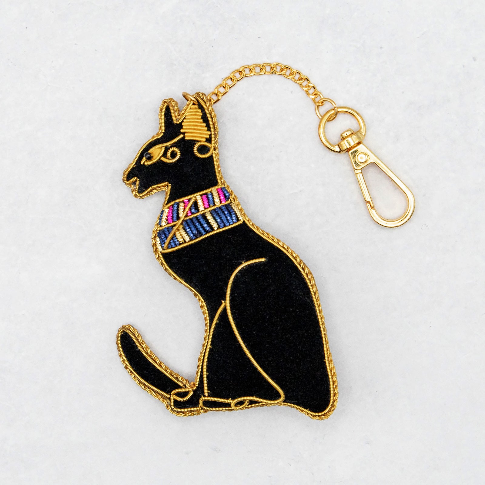 COTTAGE/コテージ　ザリ刺繍 キーホルダー バステト