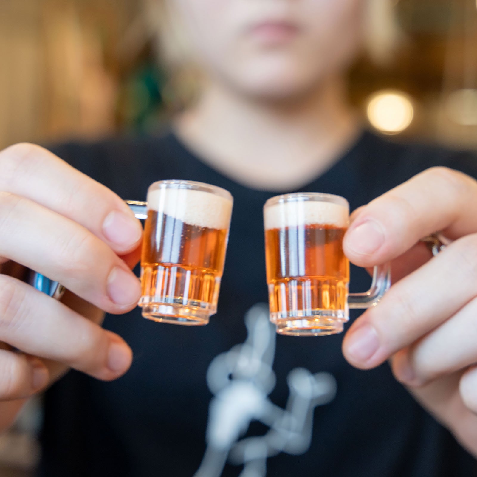 生ビール　ジョッキ ストラップ キーホルダー