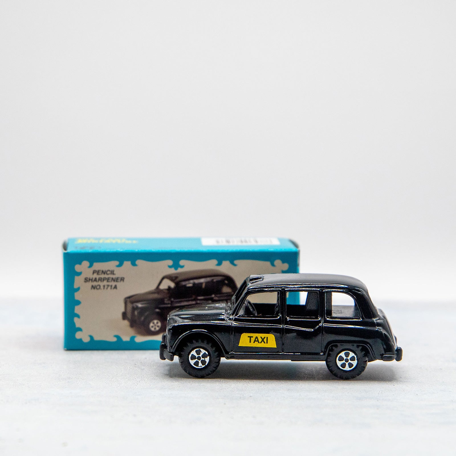 アンティークシャープナー　ロンドンタクシー