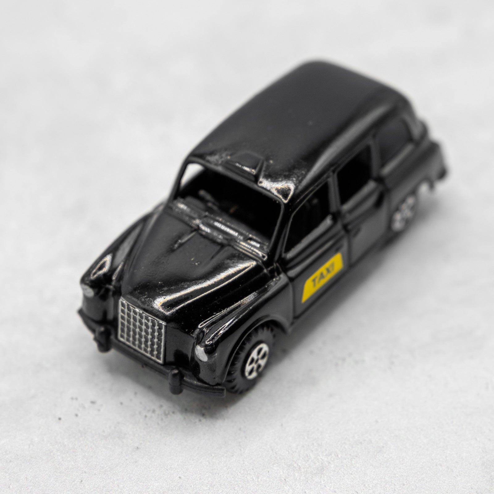 アンティークシャープナー　ロンドンタクシー