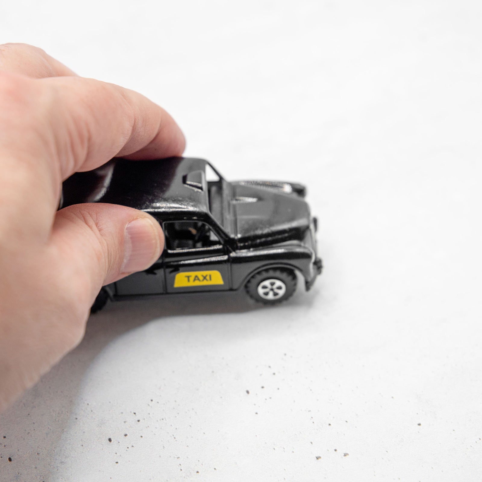 アンティークシャープナー　ロンドンタクシー