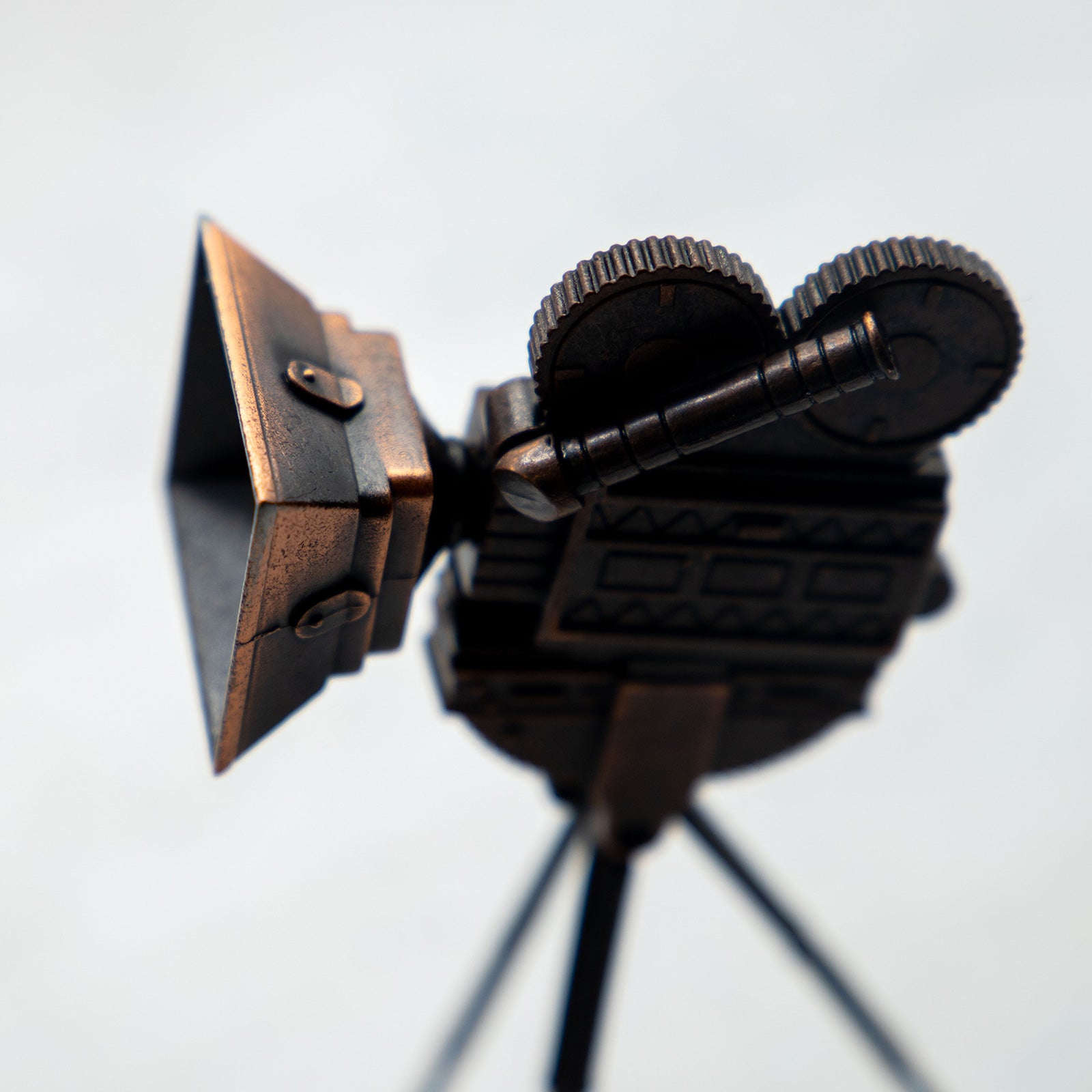 アンティークシャープナー 映写機 – ニコノマニマニ雑貨店オンラインストア