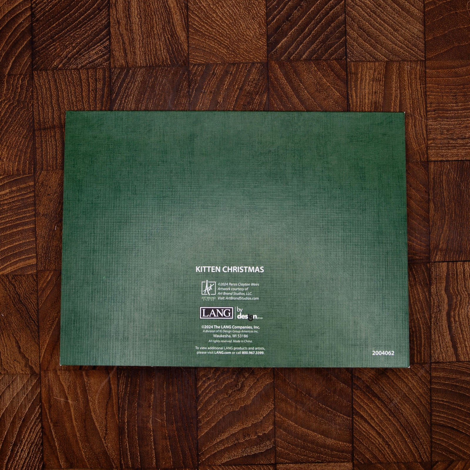 LANG社　クリスマスグリーティングカード　キラキラグリッター加工　カラーデザイン封筒付き　窓辺のネコたち