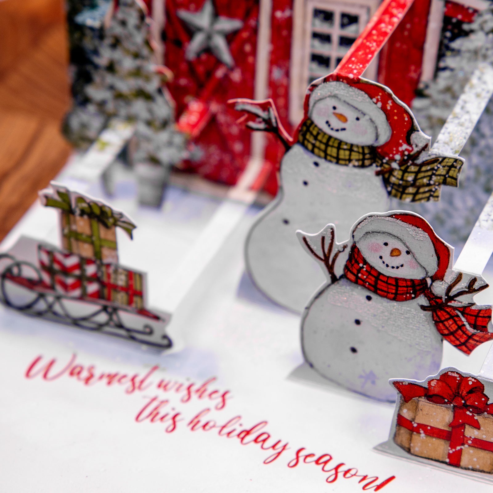 LANG社　クリスマスPOP-UP　グリッターつきグリーティングカード　カラーデザイン封筒付き　Snowman’s　Farmhouse