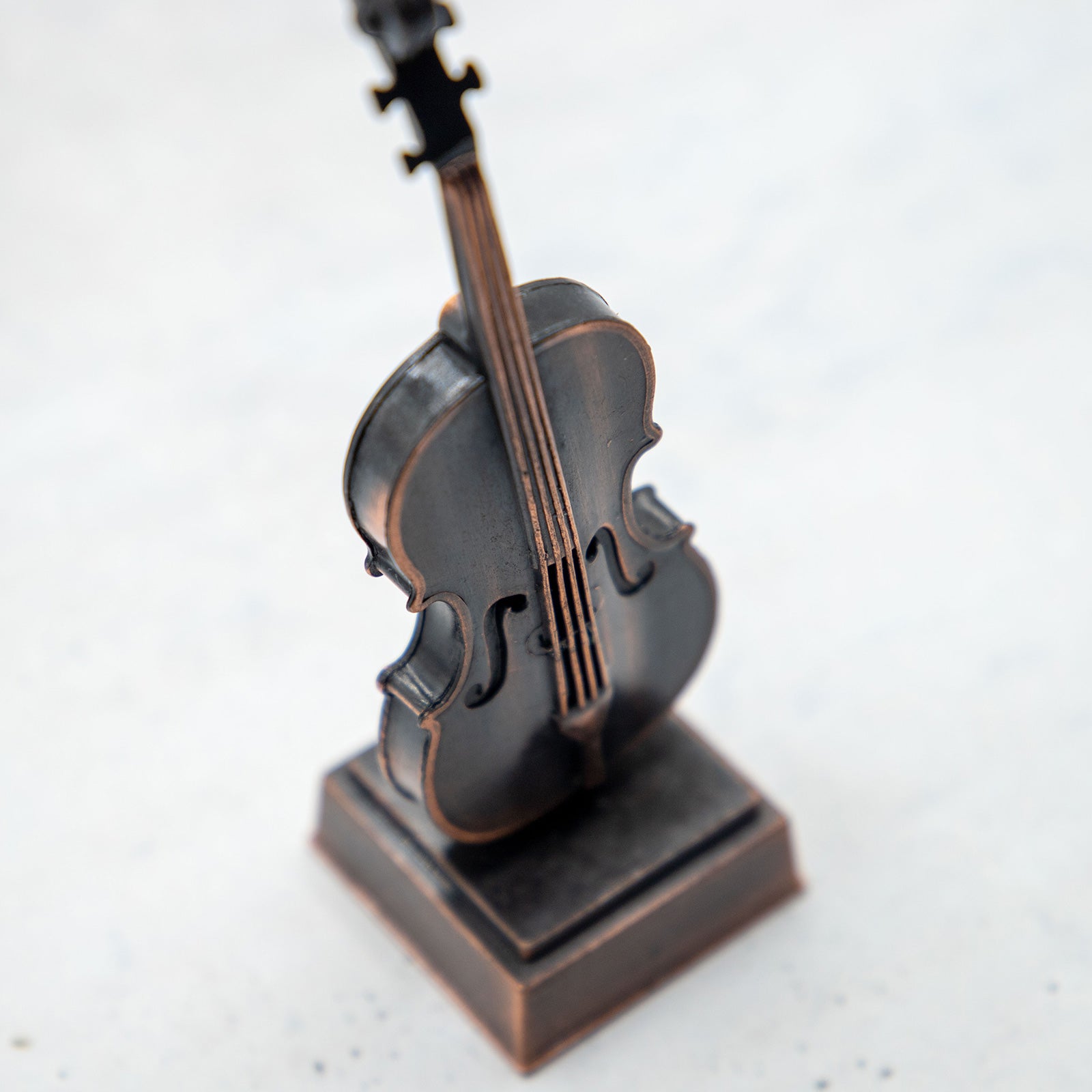 アンティークシャープナー　チェロ