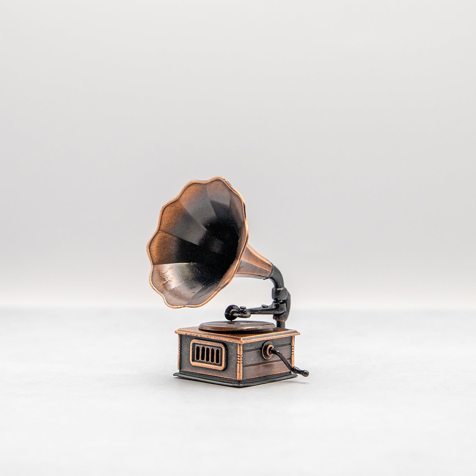 アンティークシャープナー　蓄音機