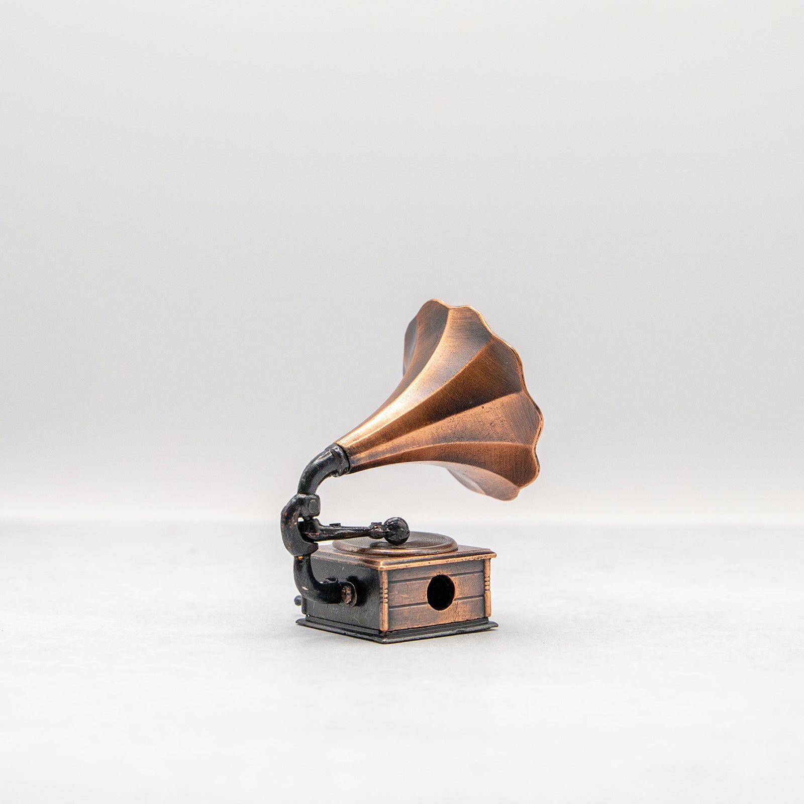 アンティークシャープナー　蓄音機