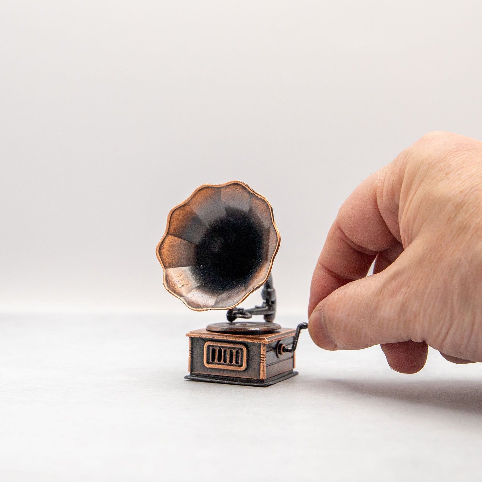 アンティークシャープナー　蓄音機