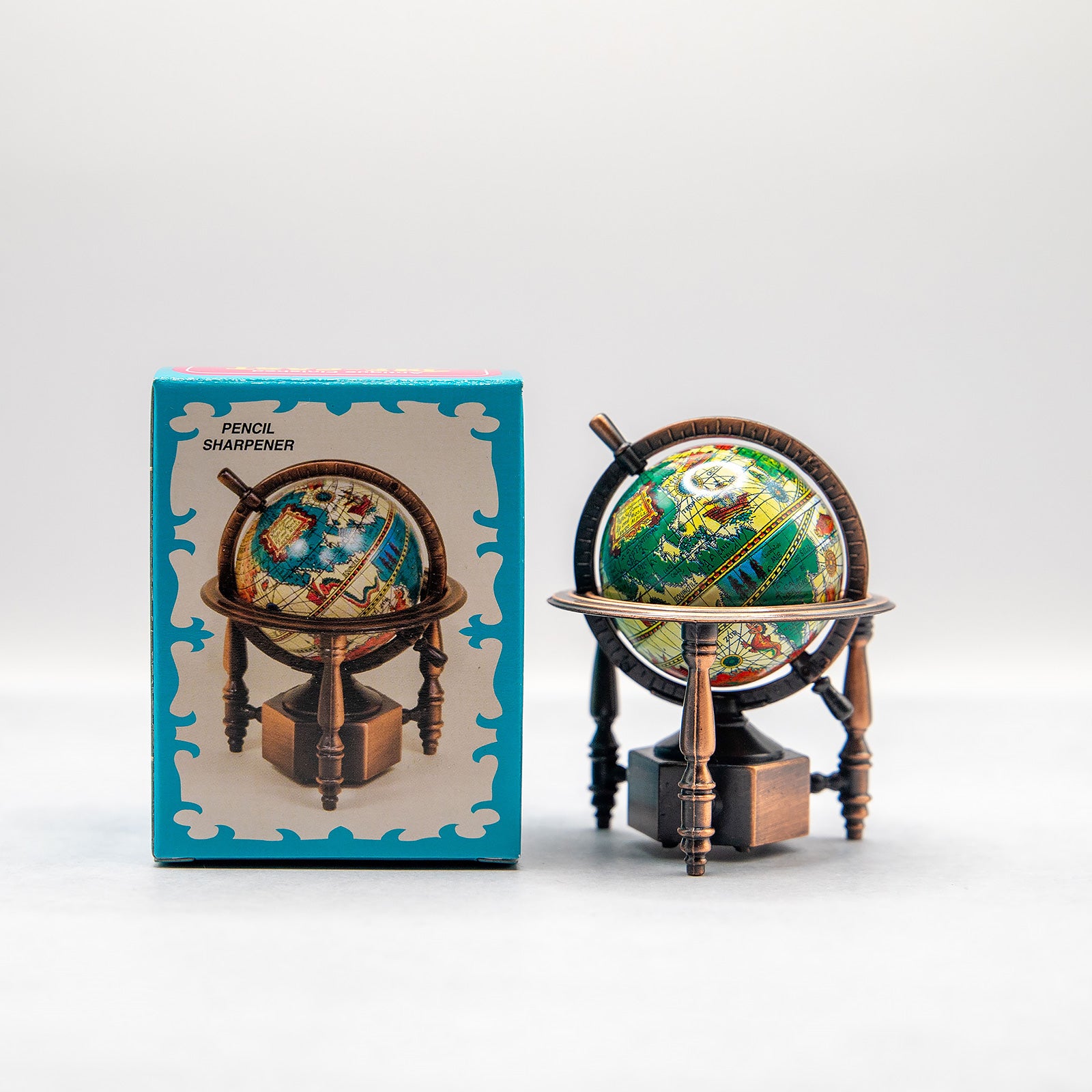 アンティークシャープナー　地球儀