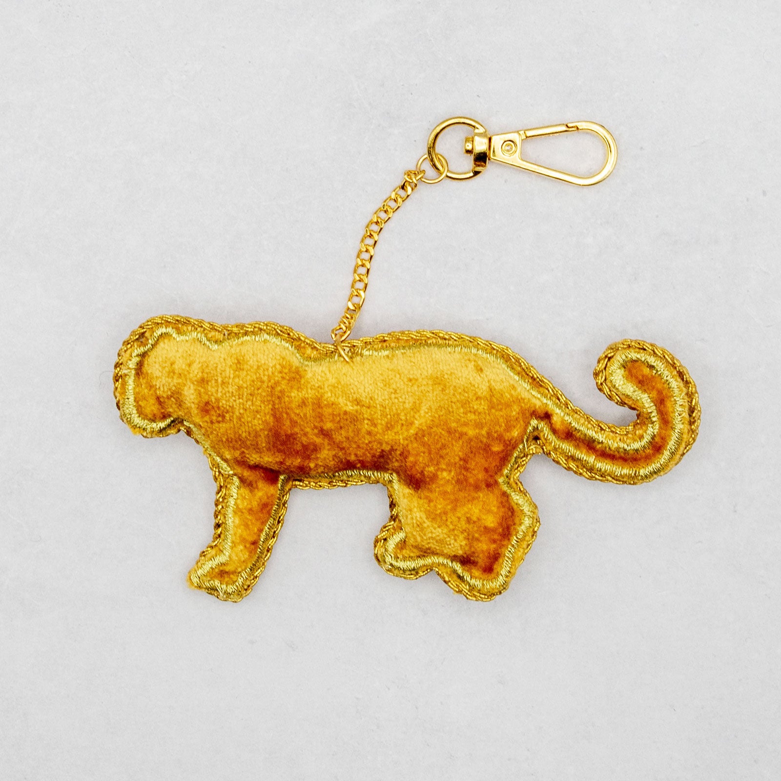 COTTAGE/コテージ　ザリ刺繍 キーホルダー レオパード