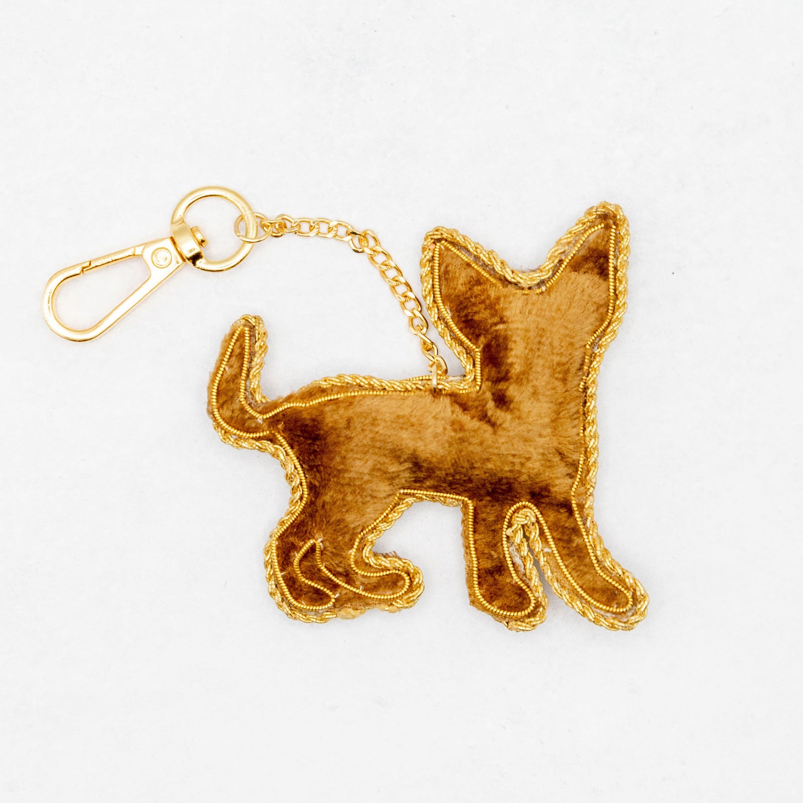 COTTAGE/コテージ　ザリ刺繍 キーホルダー チワワ