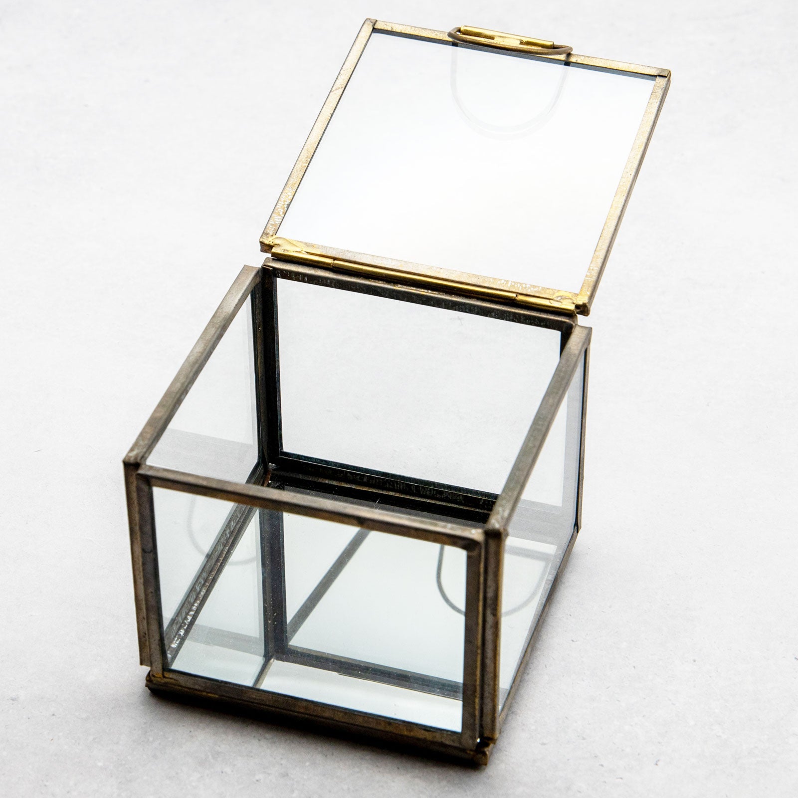 スクエアガラスボックス