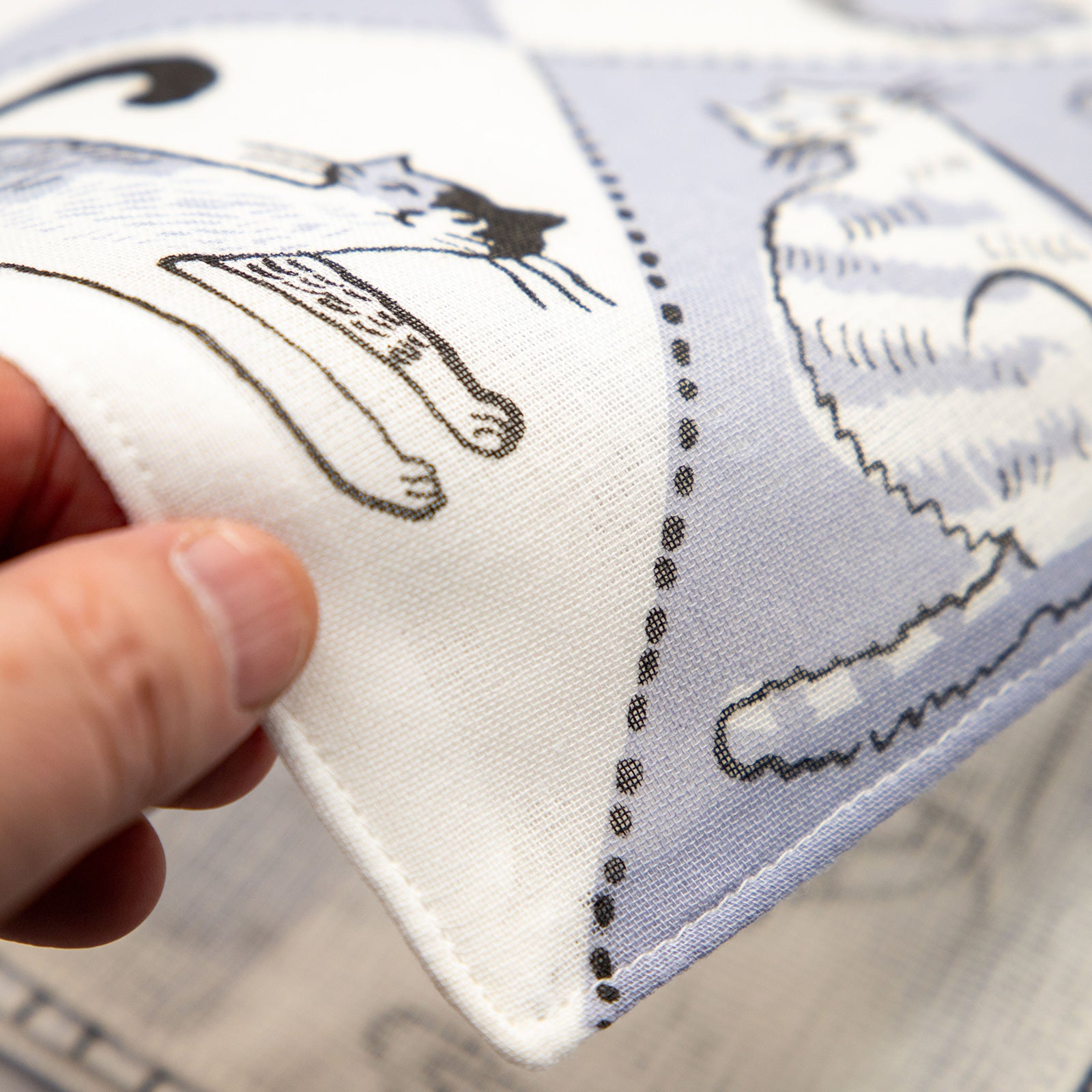 トラネコボンボン　大判蚊帳生地ふきん