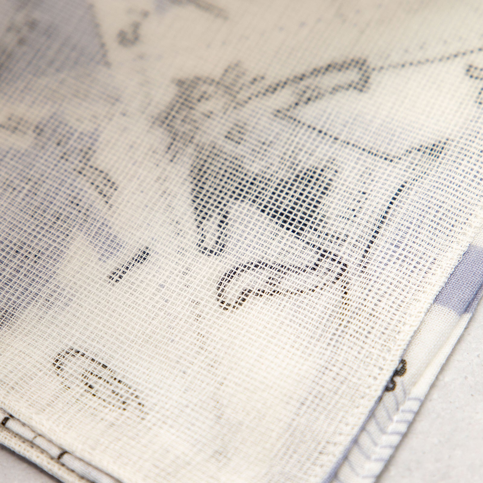 トラネコボンボン　大判蚊帳生地ふきん