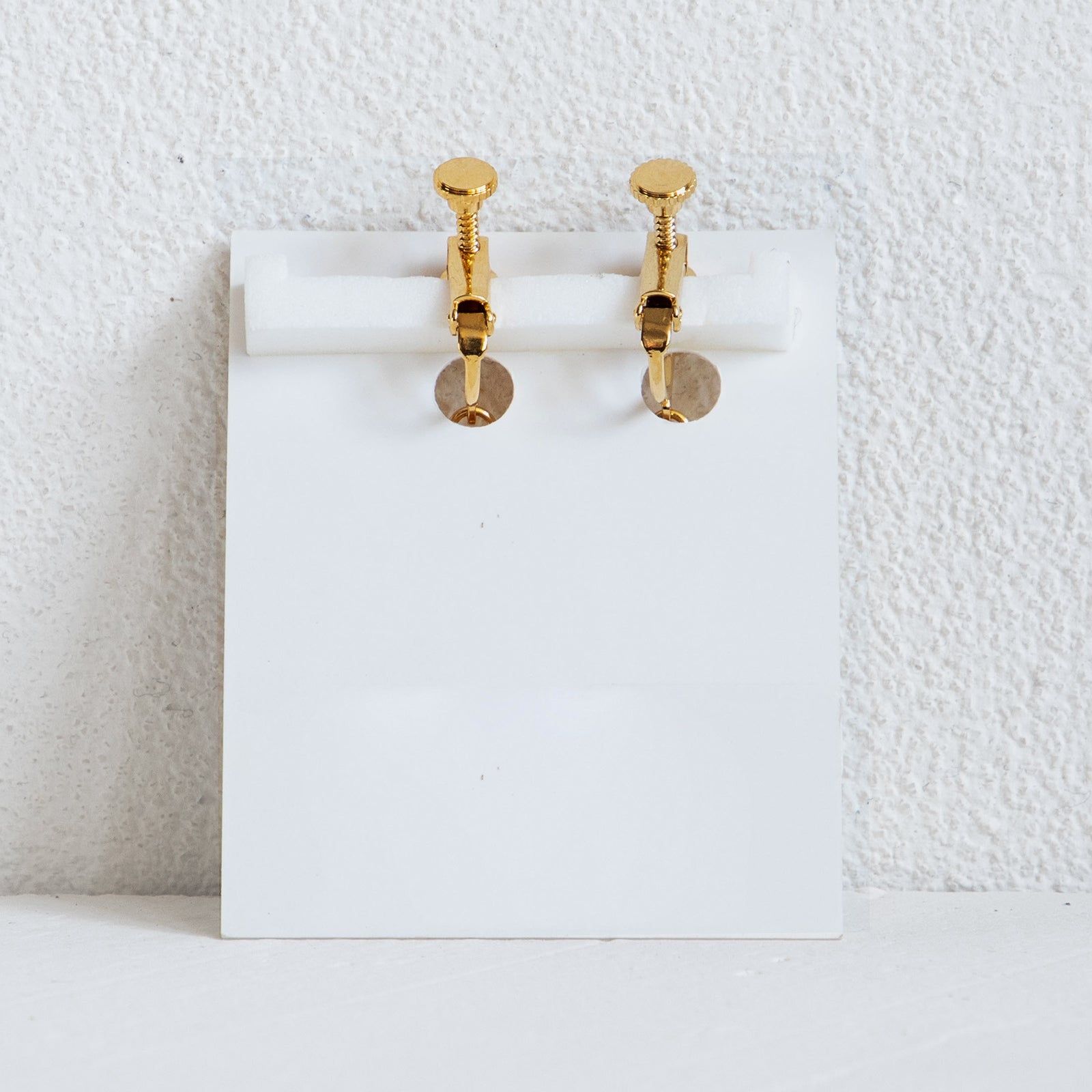 gargle/ガーグル　電球 イヤリング