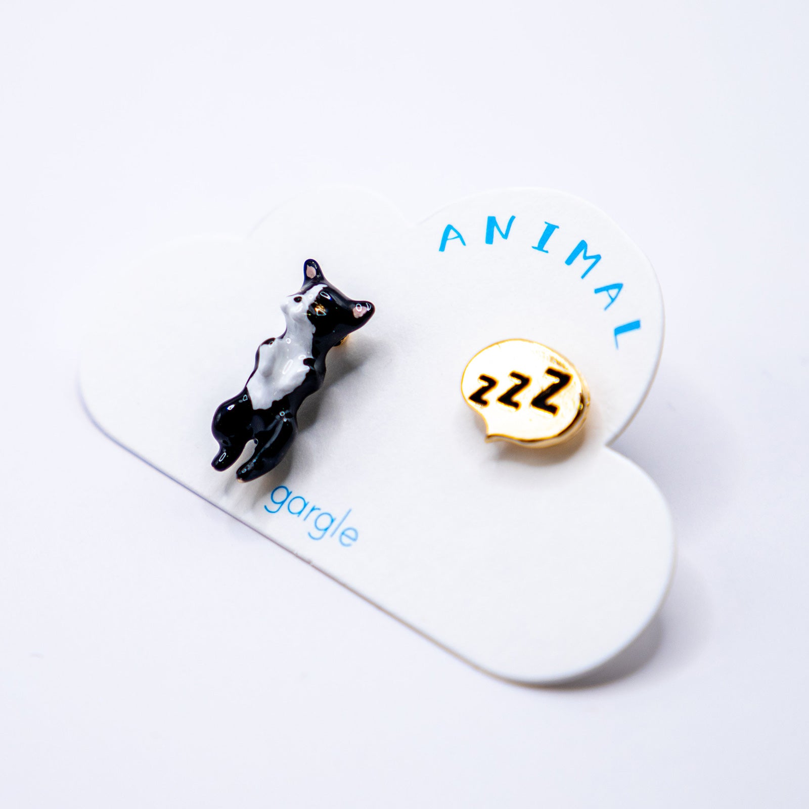 gargle/ガーグル　あお向けアニマル ピアス (フレブル)