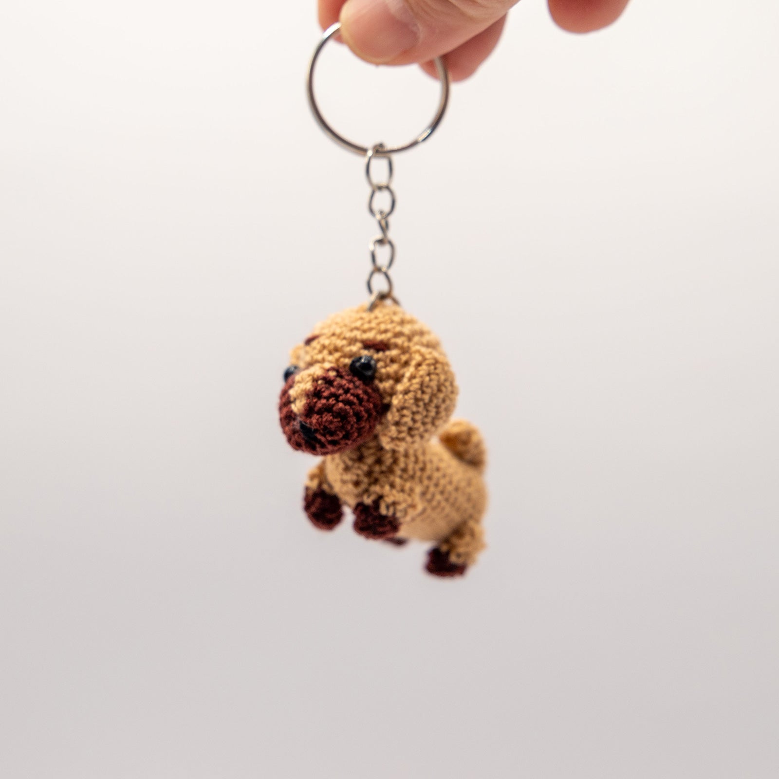 あみぐるみ　ダックスフント　キーホルダー