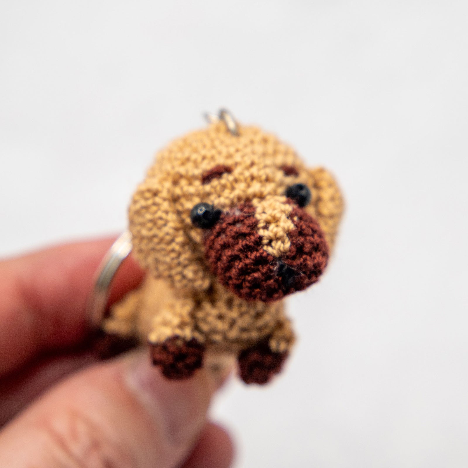 あみぐるみ　ダックスフント　キーホルダー