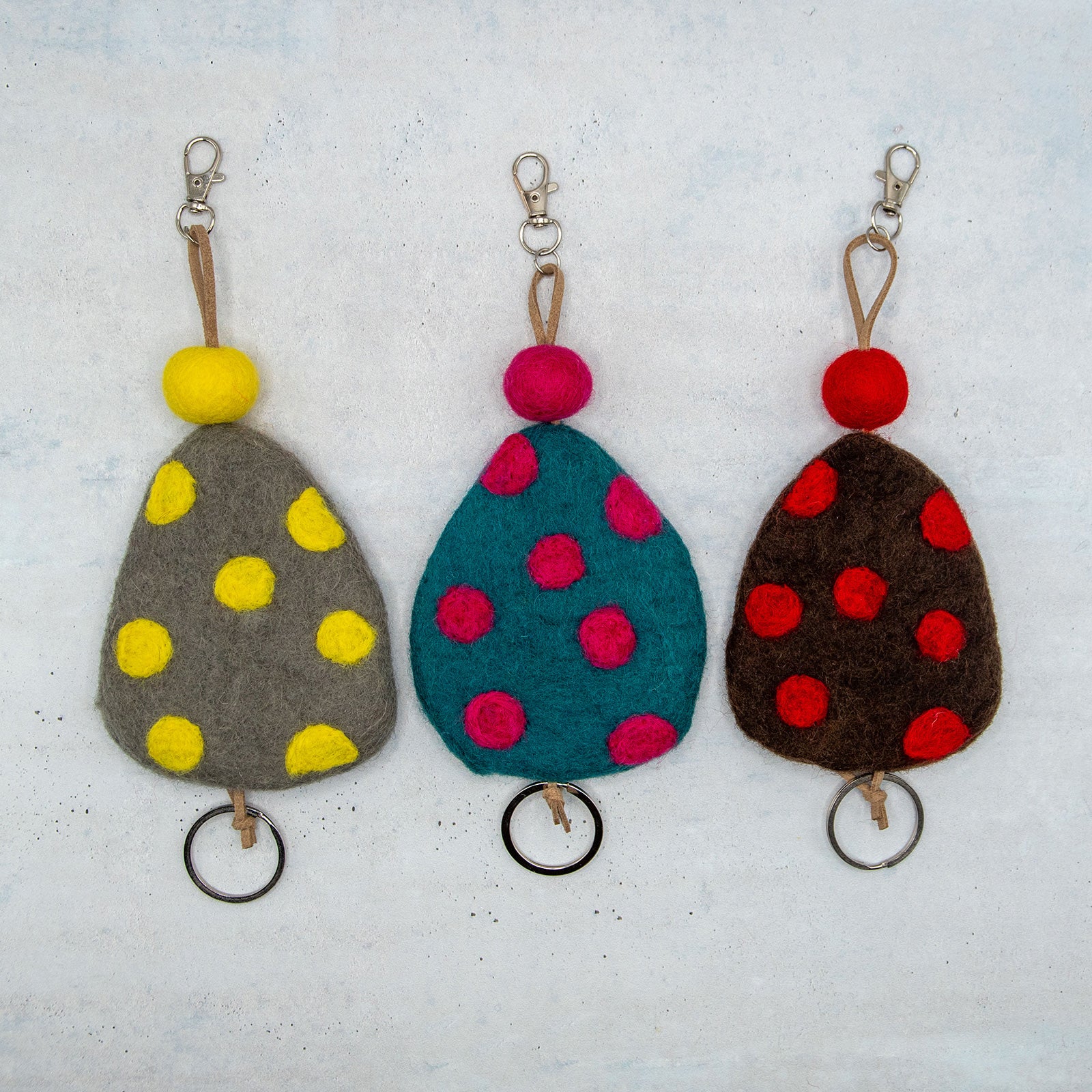 フェアトレード　羊毛フェルト 水玉 ドット キーケース