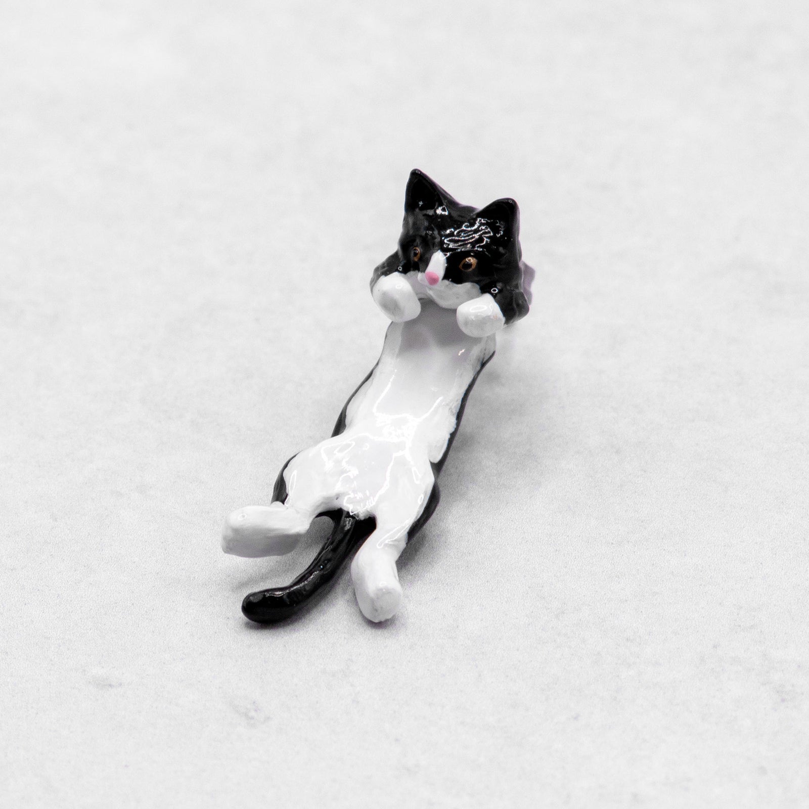 gargle ＜ニコマニ別注＞ぶらぶらアニマル ネコ ピアス ＜ハチワレ