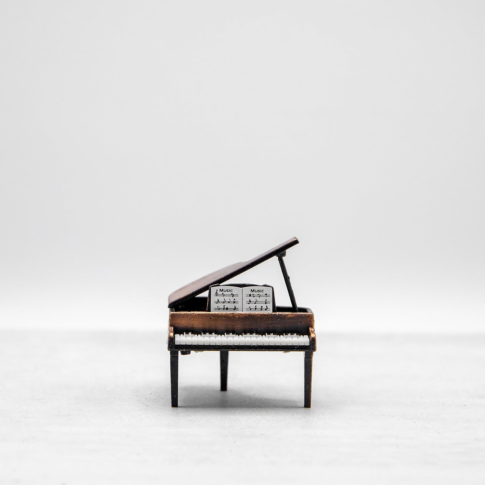 アンティークシャープナー　グランドピアノ　