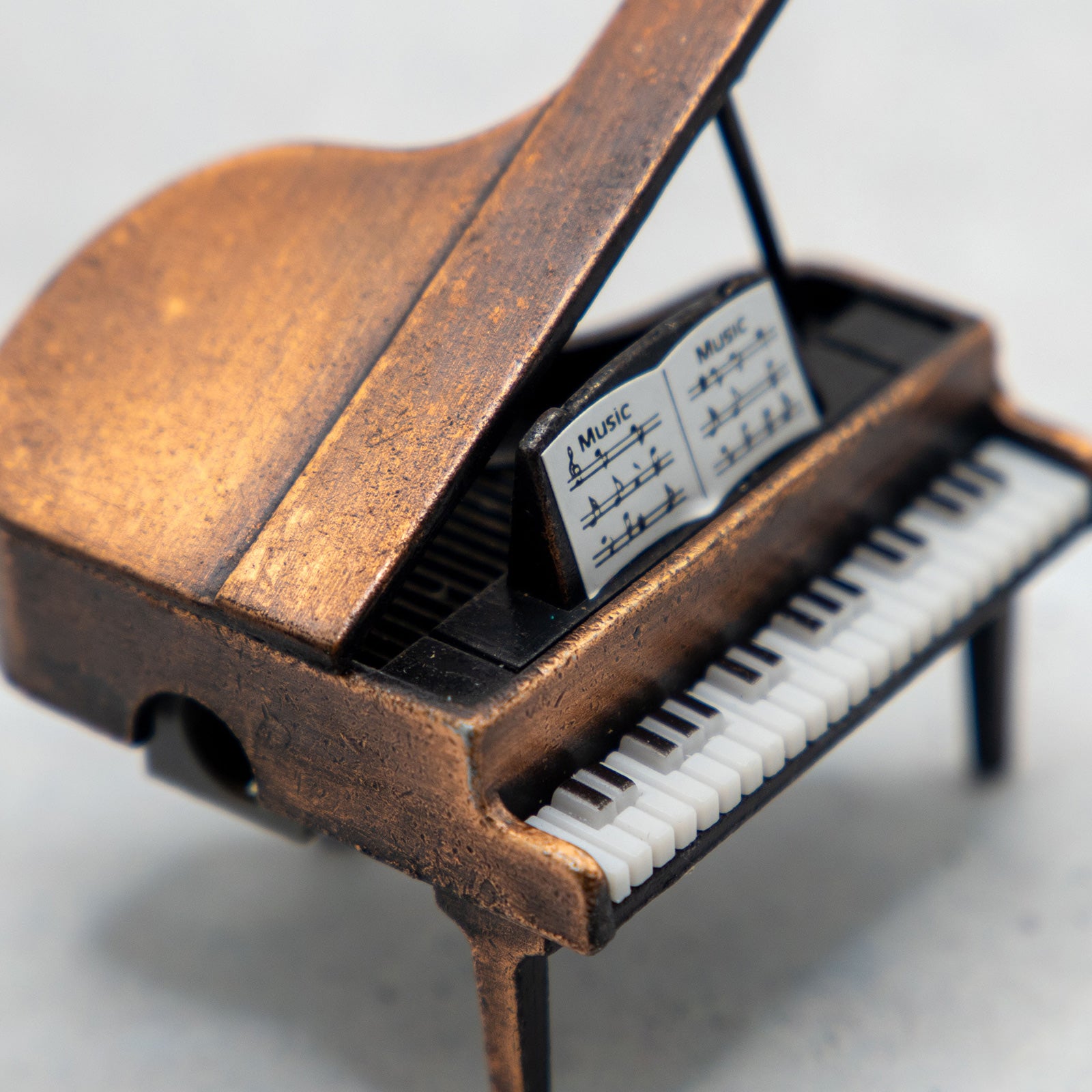 アンティークシャープナー　グランドピアノ　