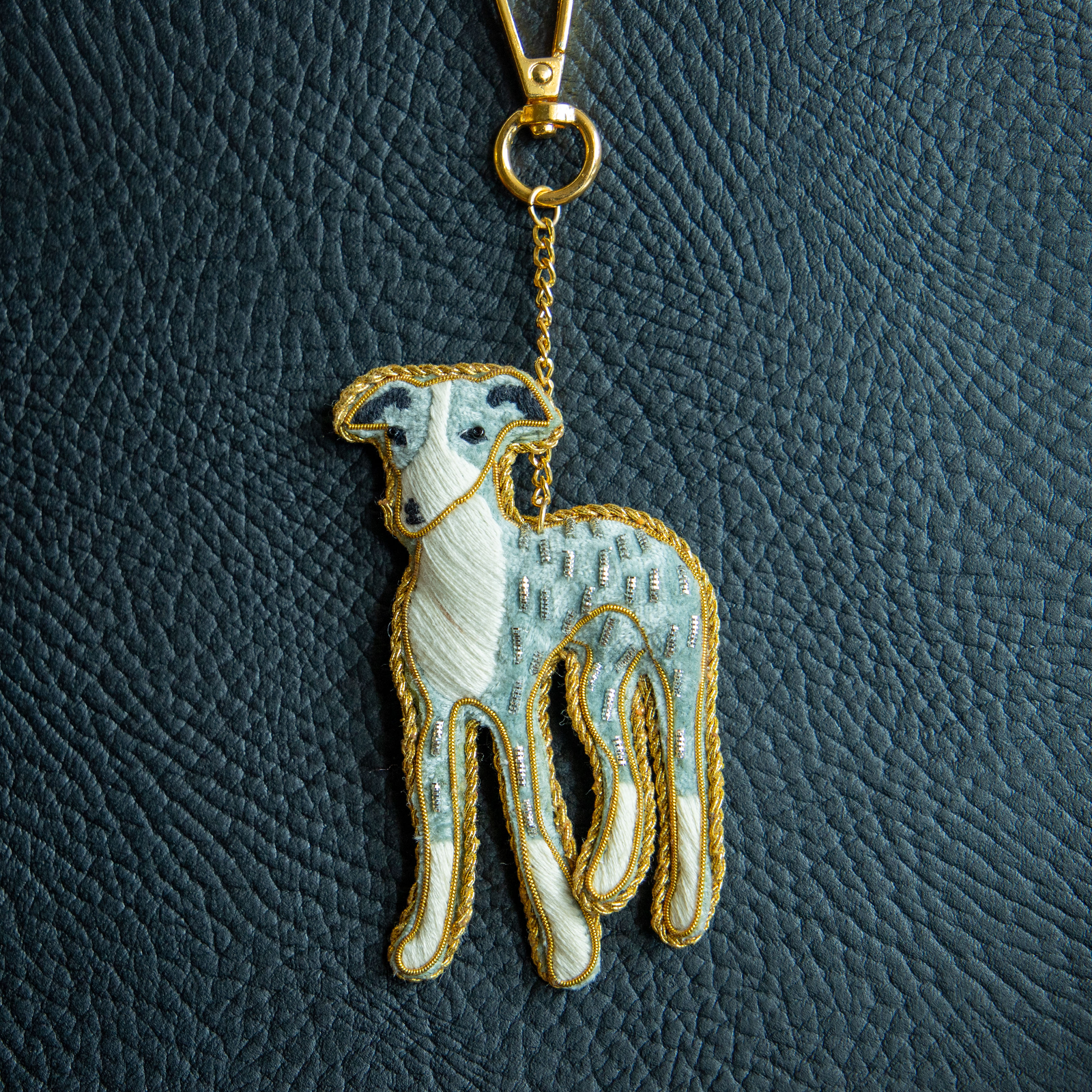 COTTAGE/コテージ　ザリ刺繍 キーホルダー イタリアングレイハウンド