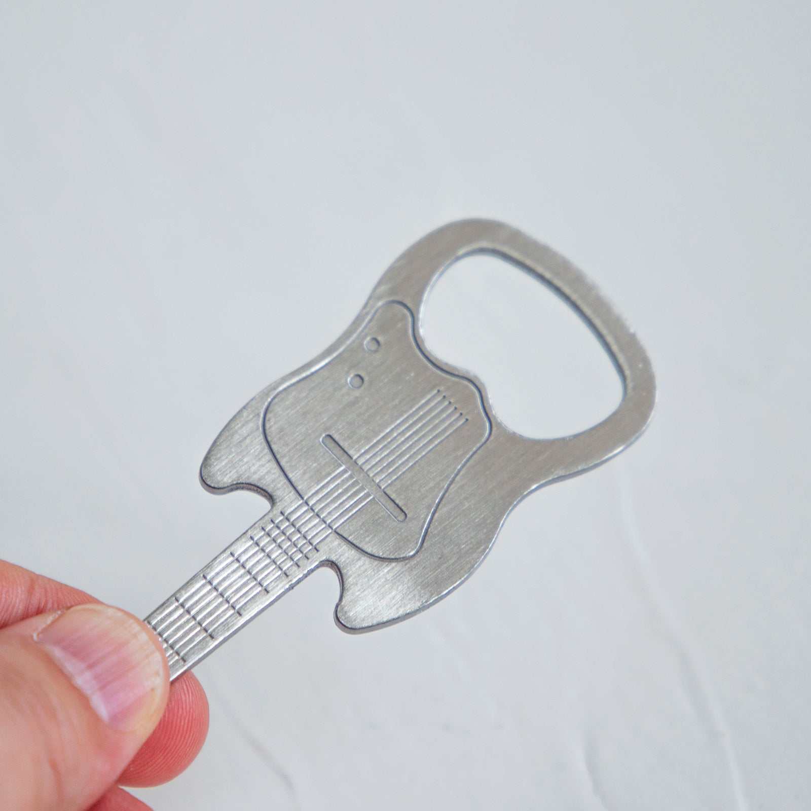 KIKKERLAND / キッカーランド　ギターキーチェーンボトルオープナー