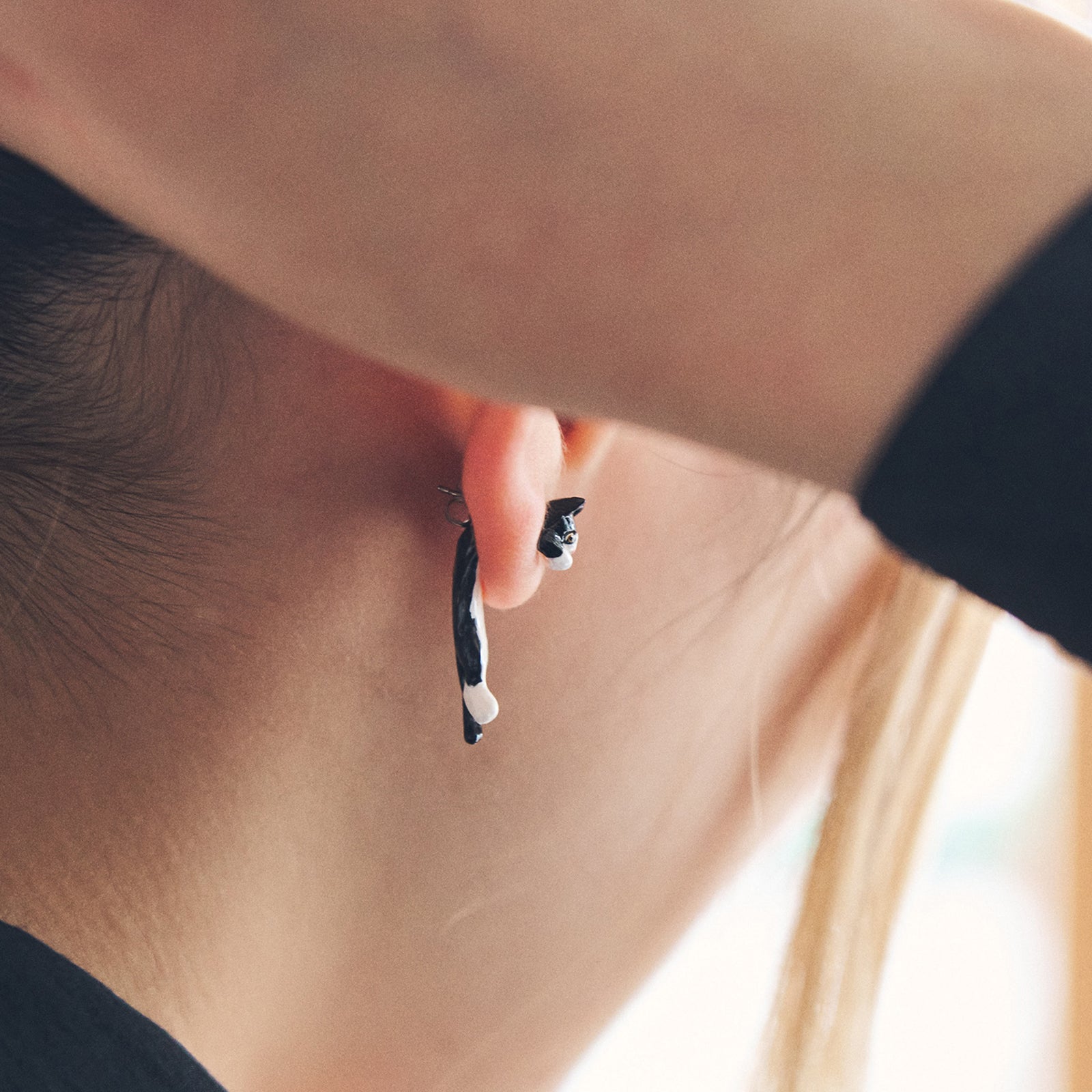 gargle ＜ニコマニ別注＞ぶらぶらアニマル ネコ ピアス ＜ハチワレ