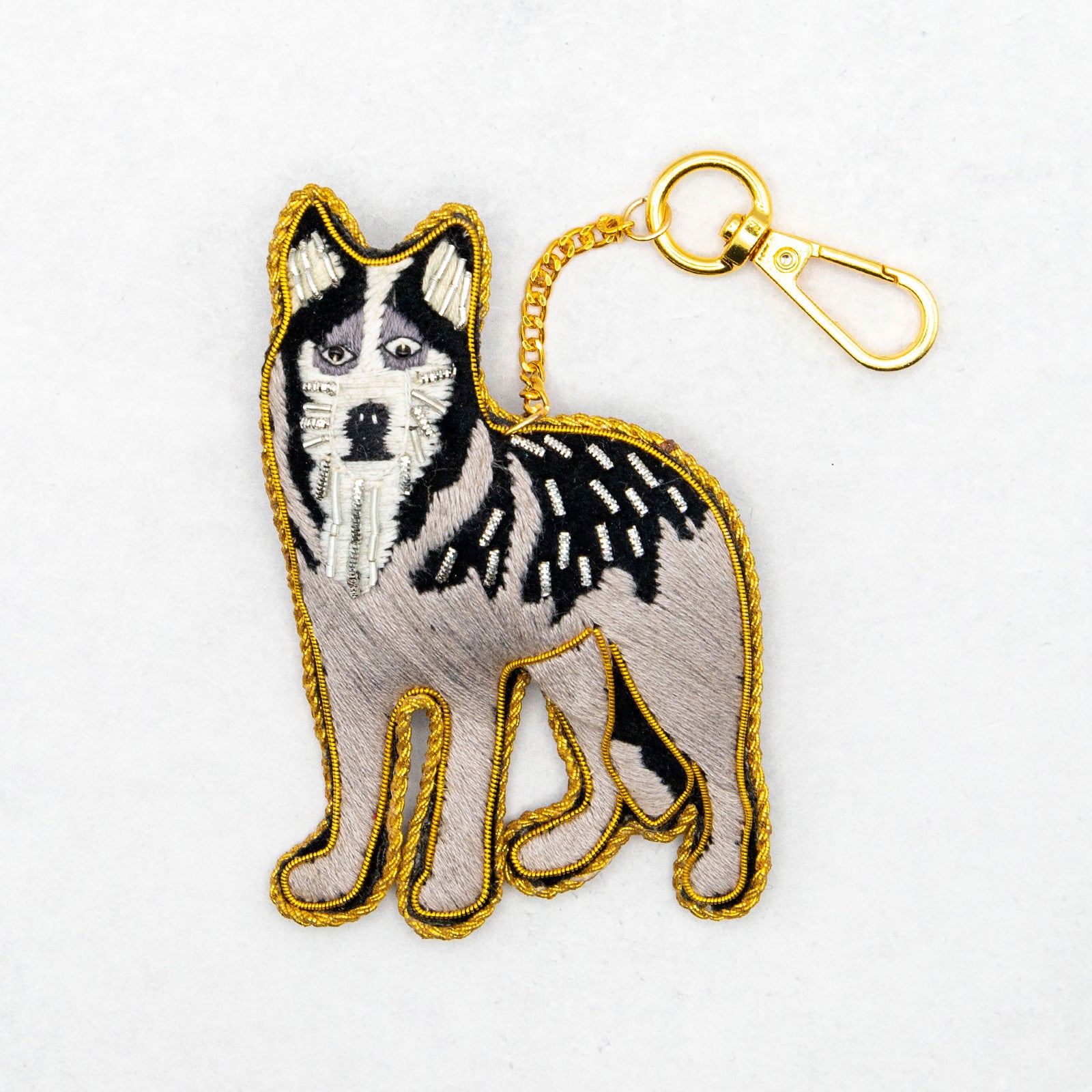 COTTAGE/コテージ　ザリ刺繍 キーホルダー ハスキー