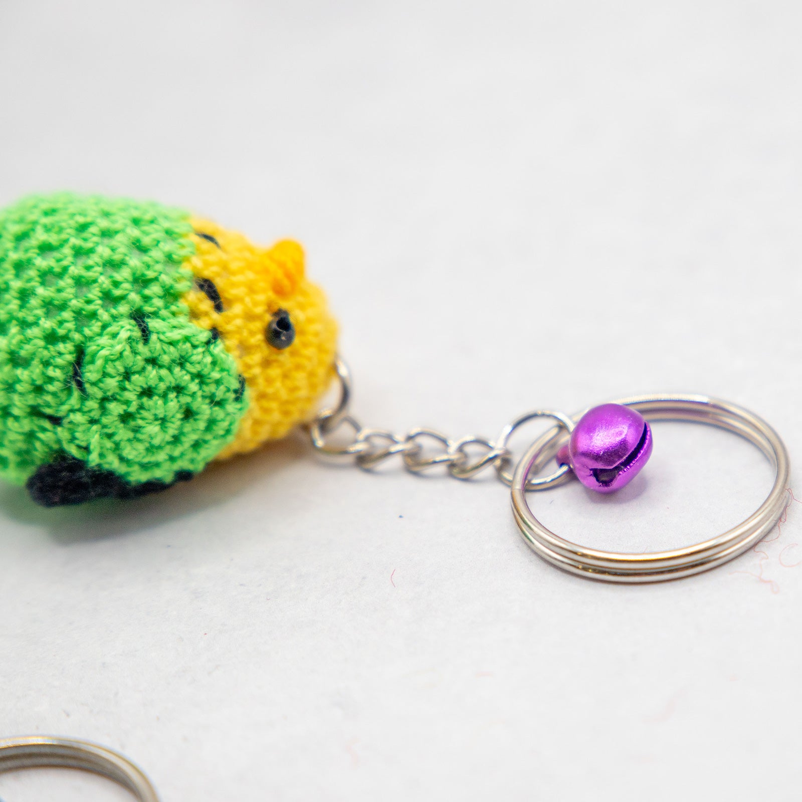 あみぐるみ　インコ　キーホルダー