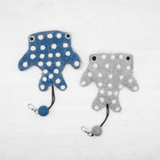 フェアトレード　羊毛フェルト ジンベイザメ キーケース