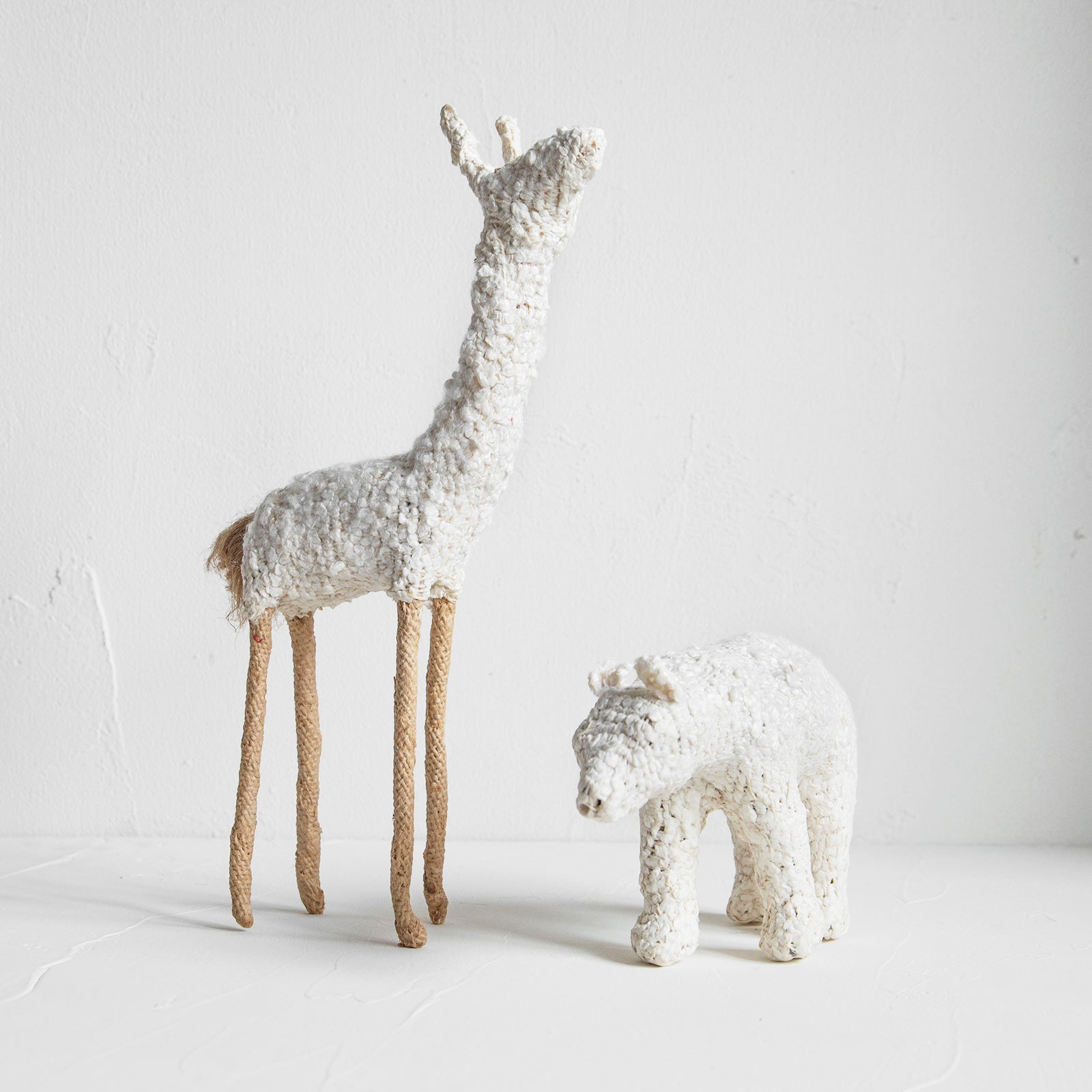 ファブリックアニマル キリン オブジェ （ホワイトブークレ）