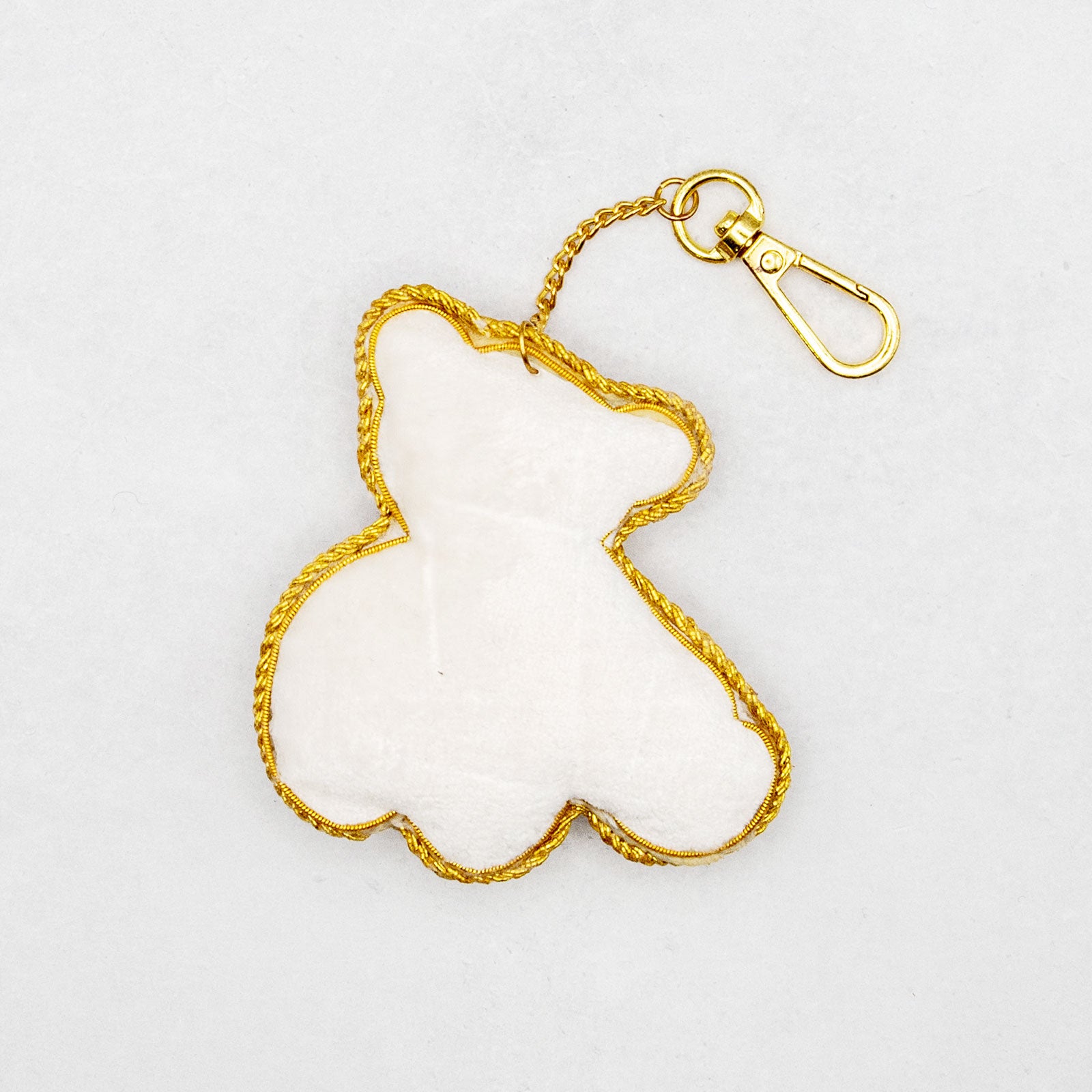 COTTAGE/コテージ　ザリ刺繍 キーホルダー テディベア