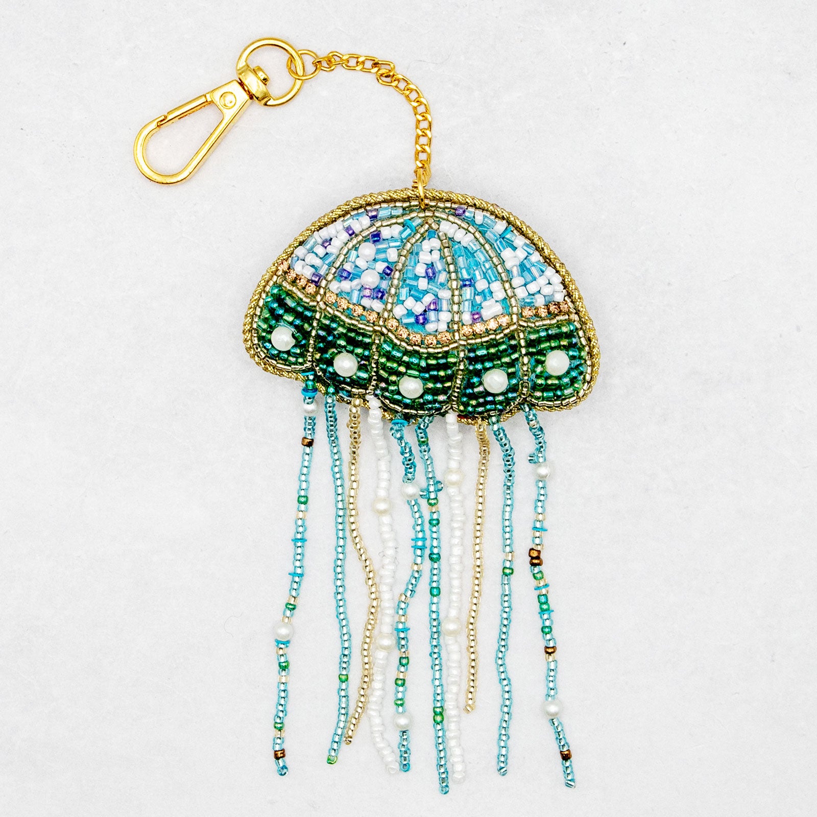 COTTAGE/コテージ　ザリ刺繍 キーホルダー クラゲ