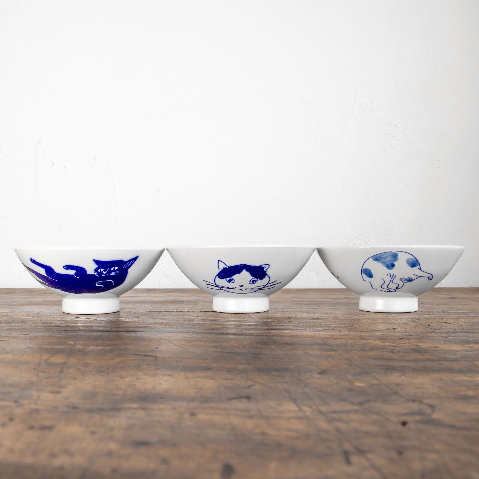 瀬戸焼　かおねこ 茶碗 Mサイズ