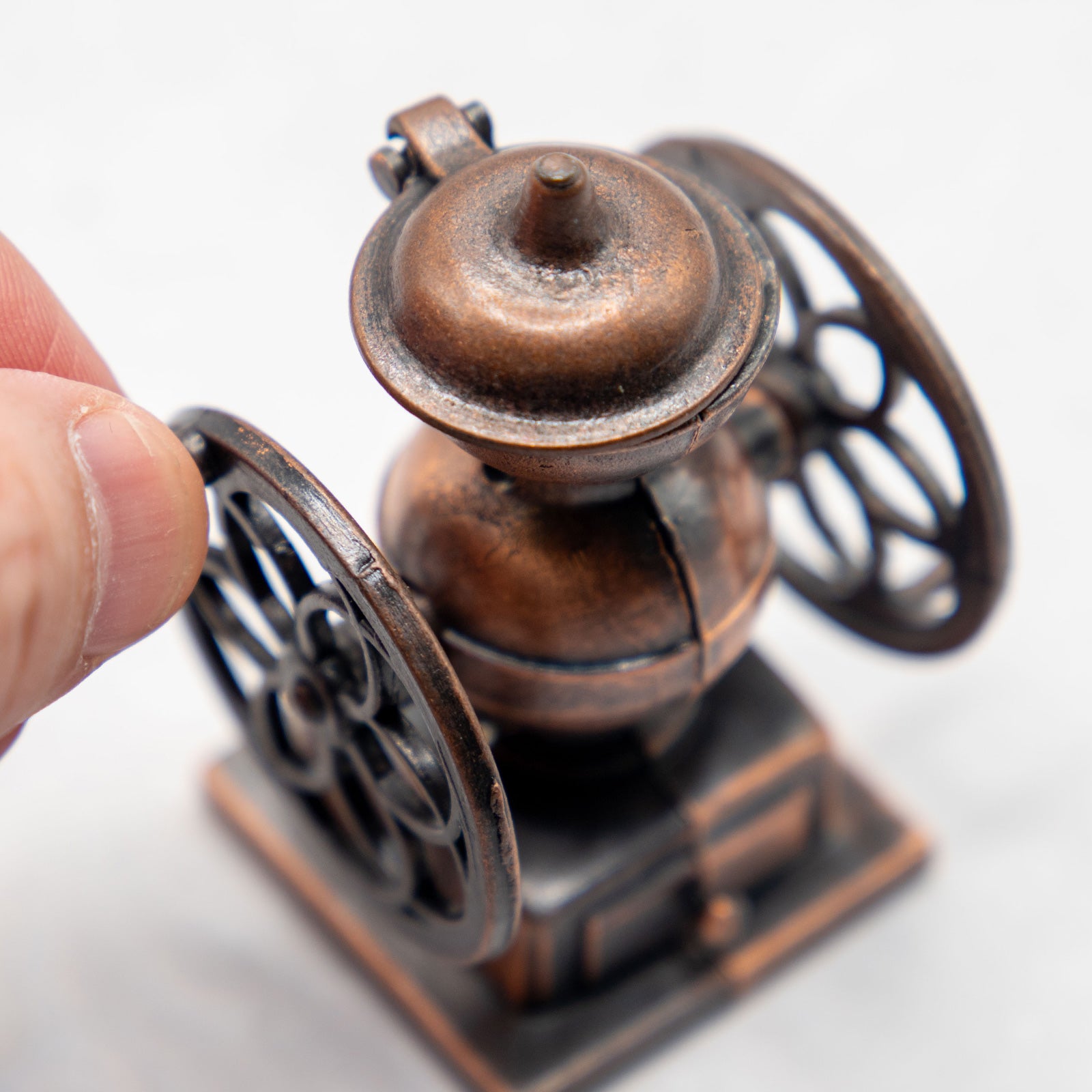 アンティークシャープナー　コーヒーグラインダー