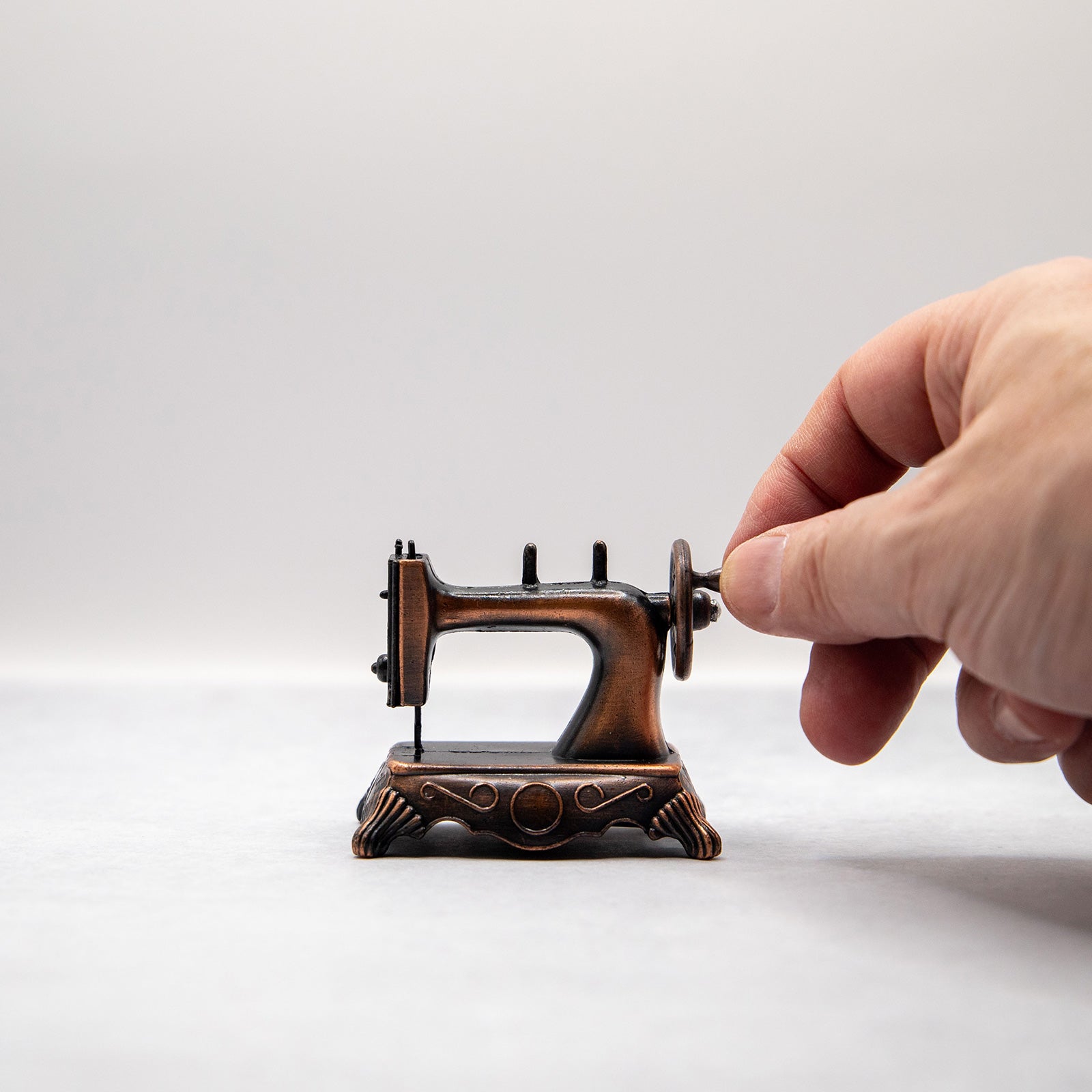 アンティークシャープナー　ミシン